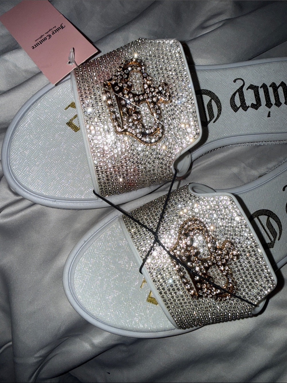 NWT Juicy Couture Crystal-Embellished White Slide Sandals with Gold Accent
